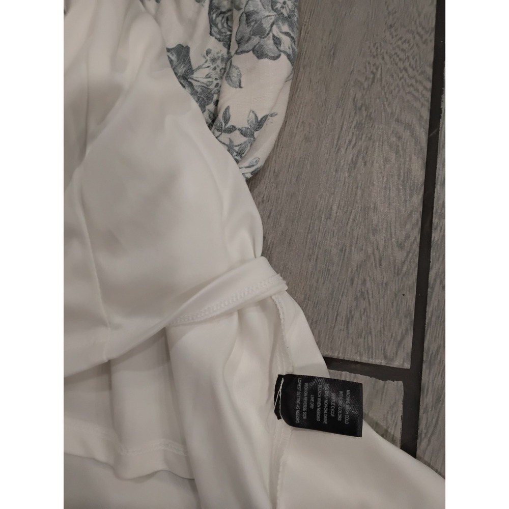 Trixxi White Maxi Dress with Sage Floral Print - Picture 6 of 8